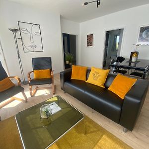 Appartement Lumineux, Idealement Situe - Enfants Bienvenus
